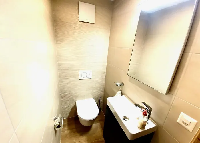 Apartamento Neuf, *